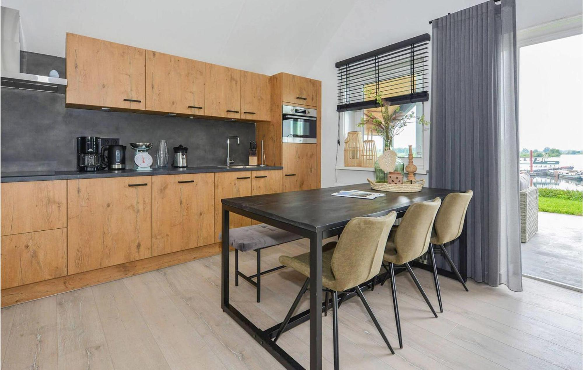 3 Bedroom Gorgeous Home In Kerkdriel Esterno foto